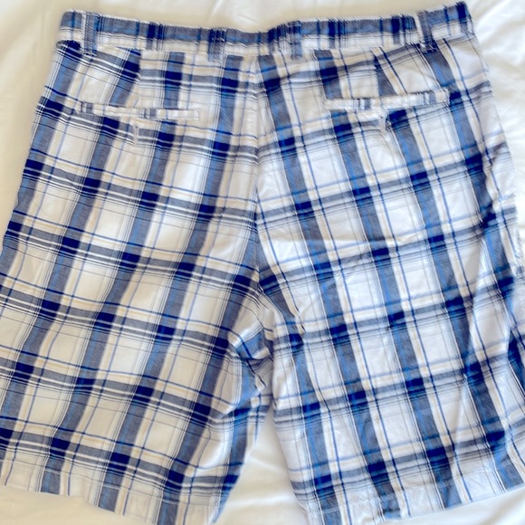 Patterned shorts - Picture 3 of 3